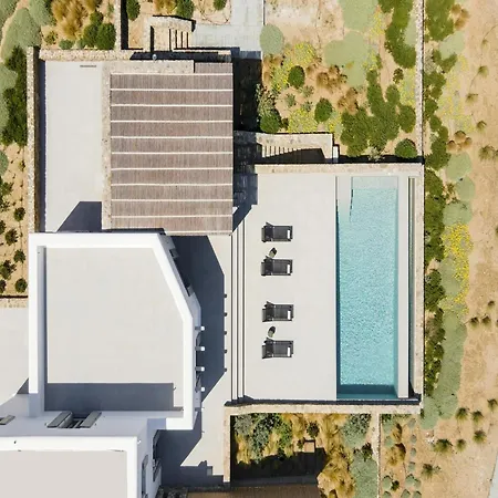 Pristine With Swimming Pool 칼라파티스